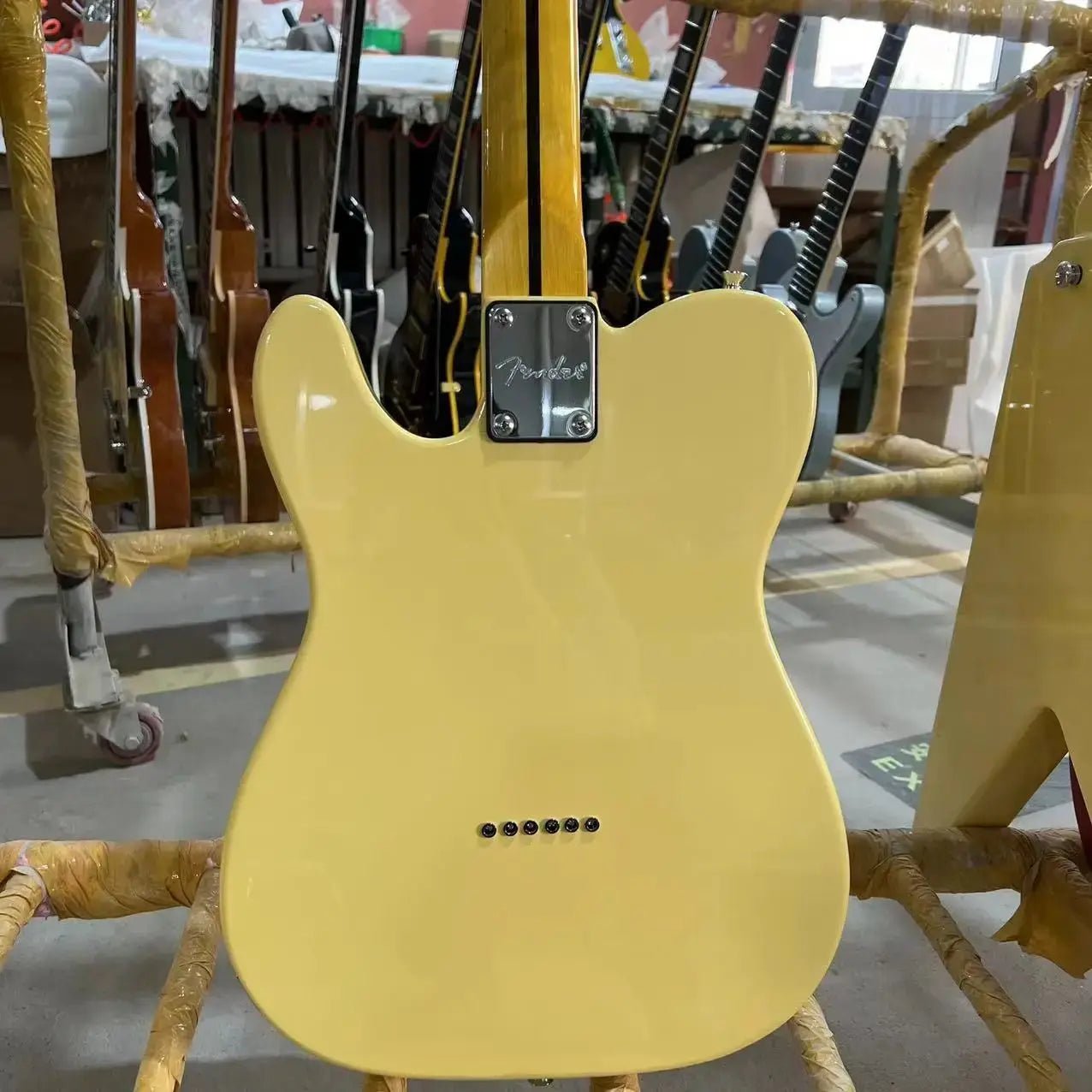 Tele  Guitar,  Body, Cream Yellow Color, Maple Fingerboard, 6 Strings Guitarra,