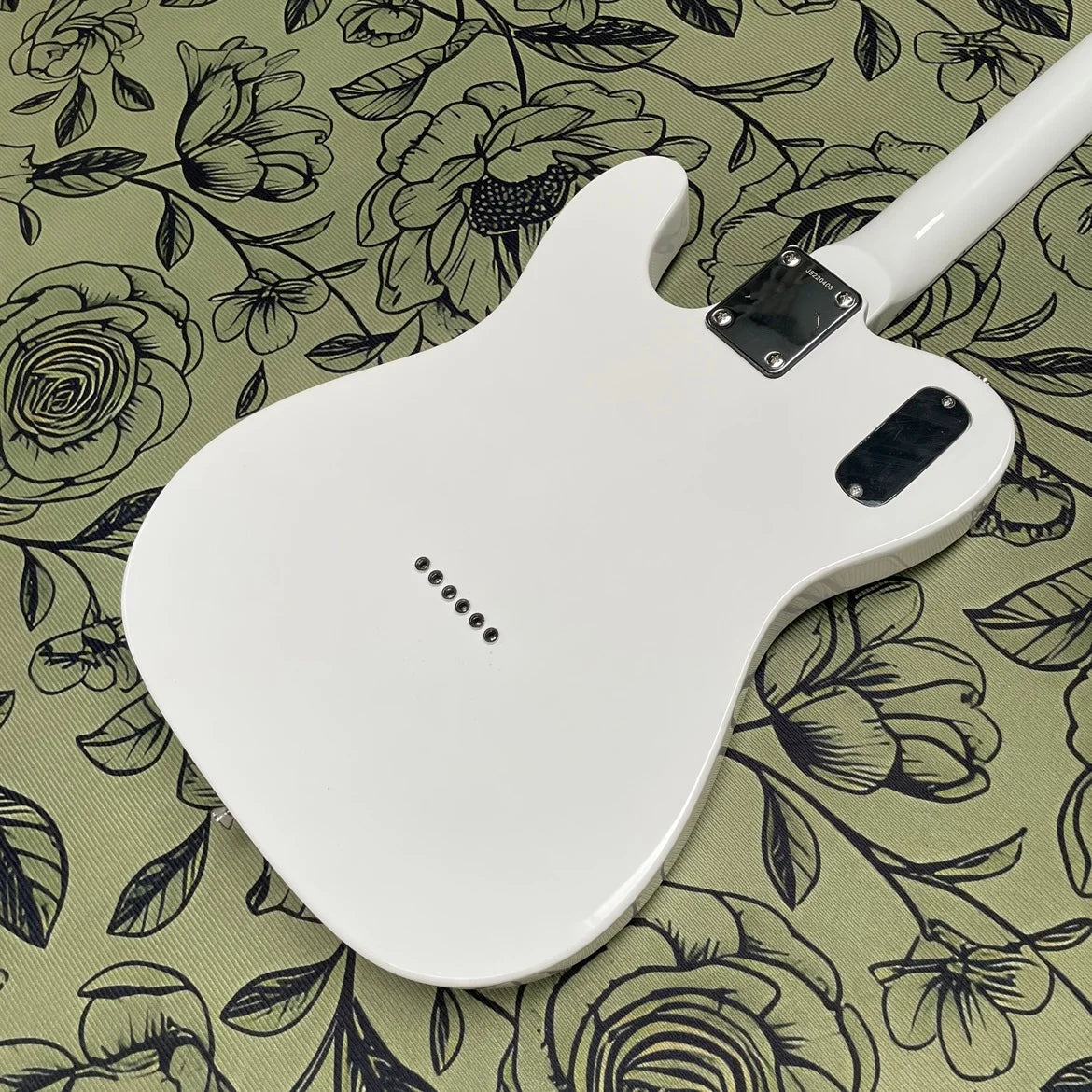 6-string electric guitar, all white maple fingerboard