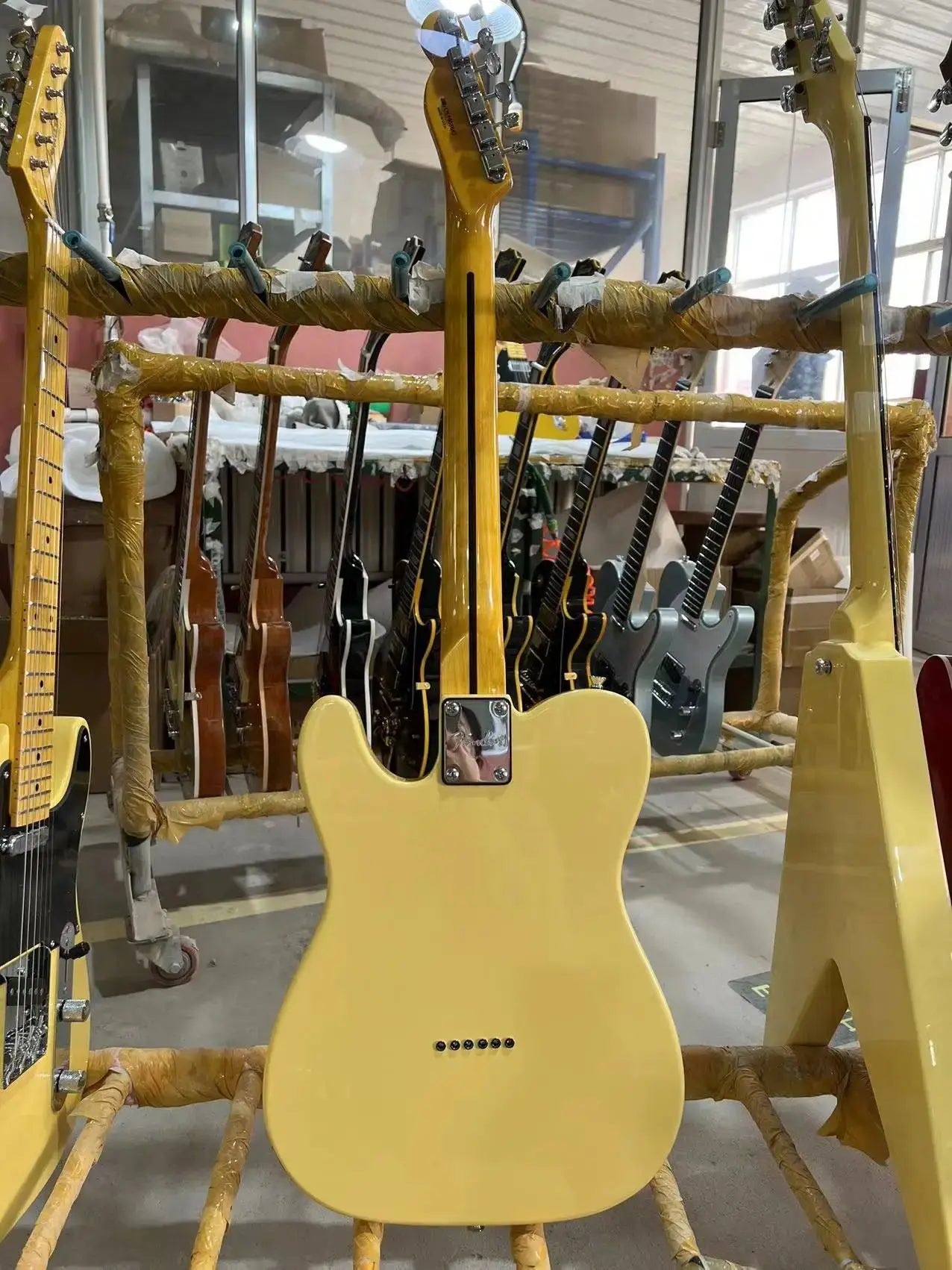 Tele  Guitar,  Body, Cream Yellow Color, Maple Fingerboard, 6 Strings Guitarra,